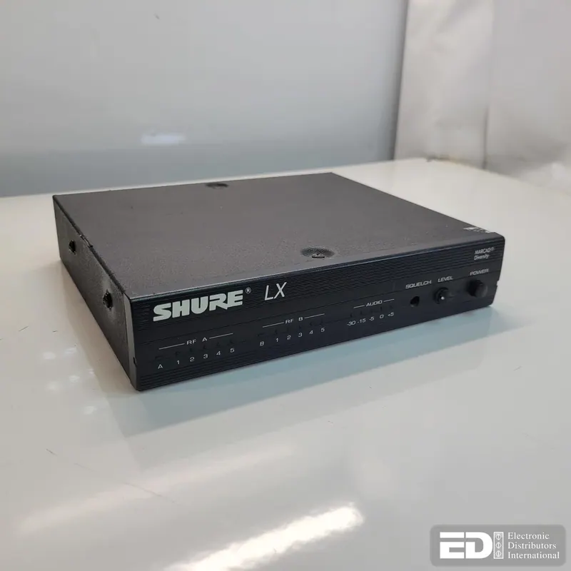 Shure LX4-CG 186.200 MHz Marcad Diversity Wireless Microphone Receiver. Used.